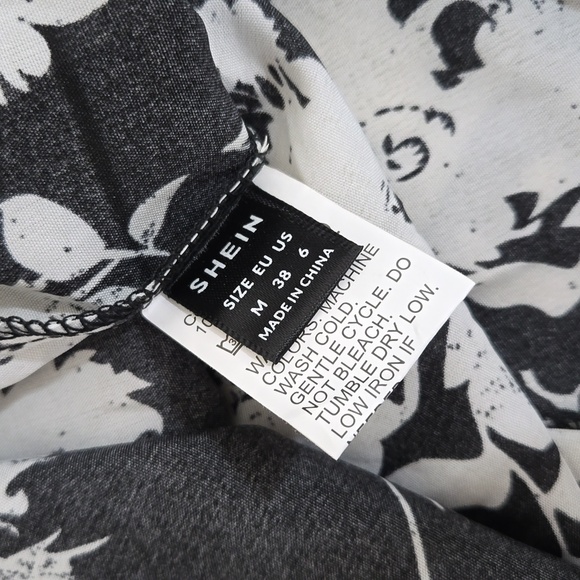 Shein Floral Print Puff Sleeve Tie Neck Smock Dress size 6 - Picture 8 of 9